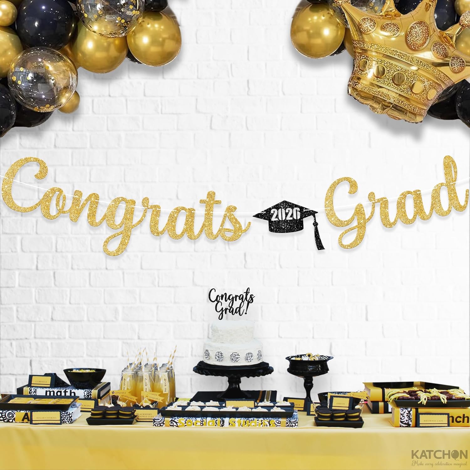 Thumbnail 4 de KatchOn Glitter Gold “Congrats Grad” Graduation Banner (Class of 2026) — Pre-Strung, 10 Feet