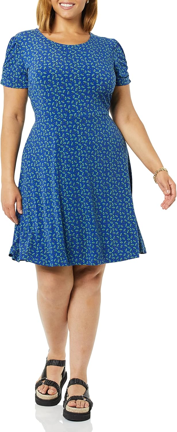 Thumbnail 6 de Amazon Essentials Damen gerafftes A-Linien-Kleid mit kurzen Ärmeln und Rundhalsausschnitt (auch in Übergröße)