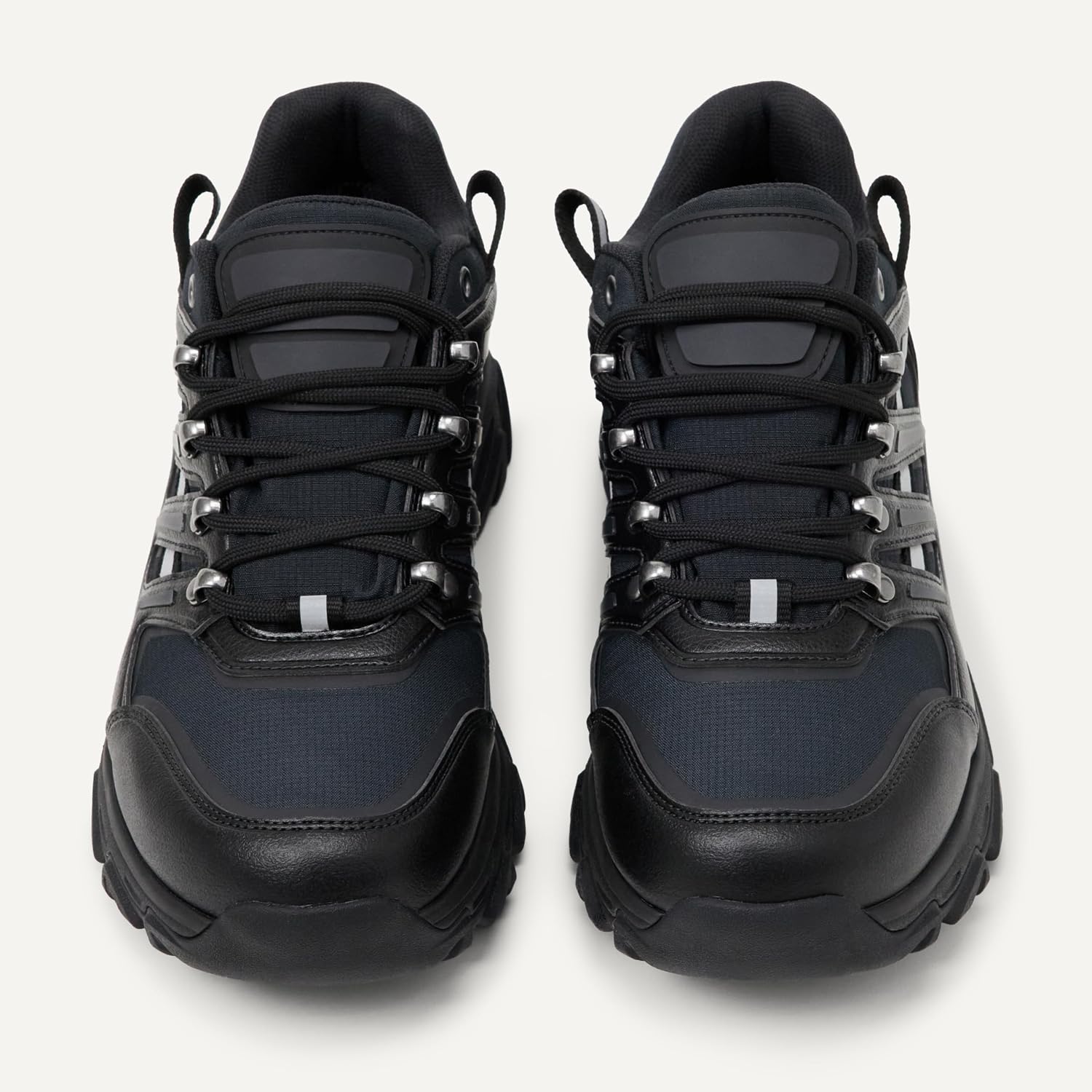Detalle de Amazon Essentials Men's Waterproof Hiking Shoes: practical everyday rugged footwear