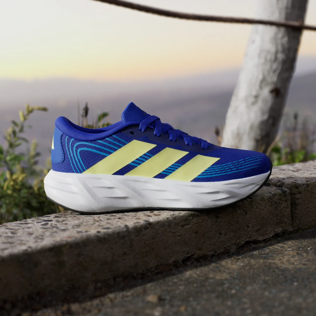 Detalle de Adidas Galaxy 8: zapatilla azul para uso diario, comodidad y versatilidad