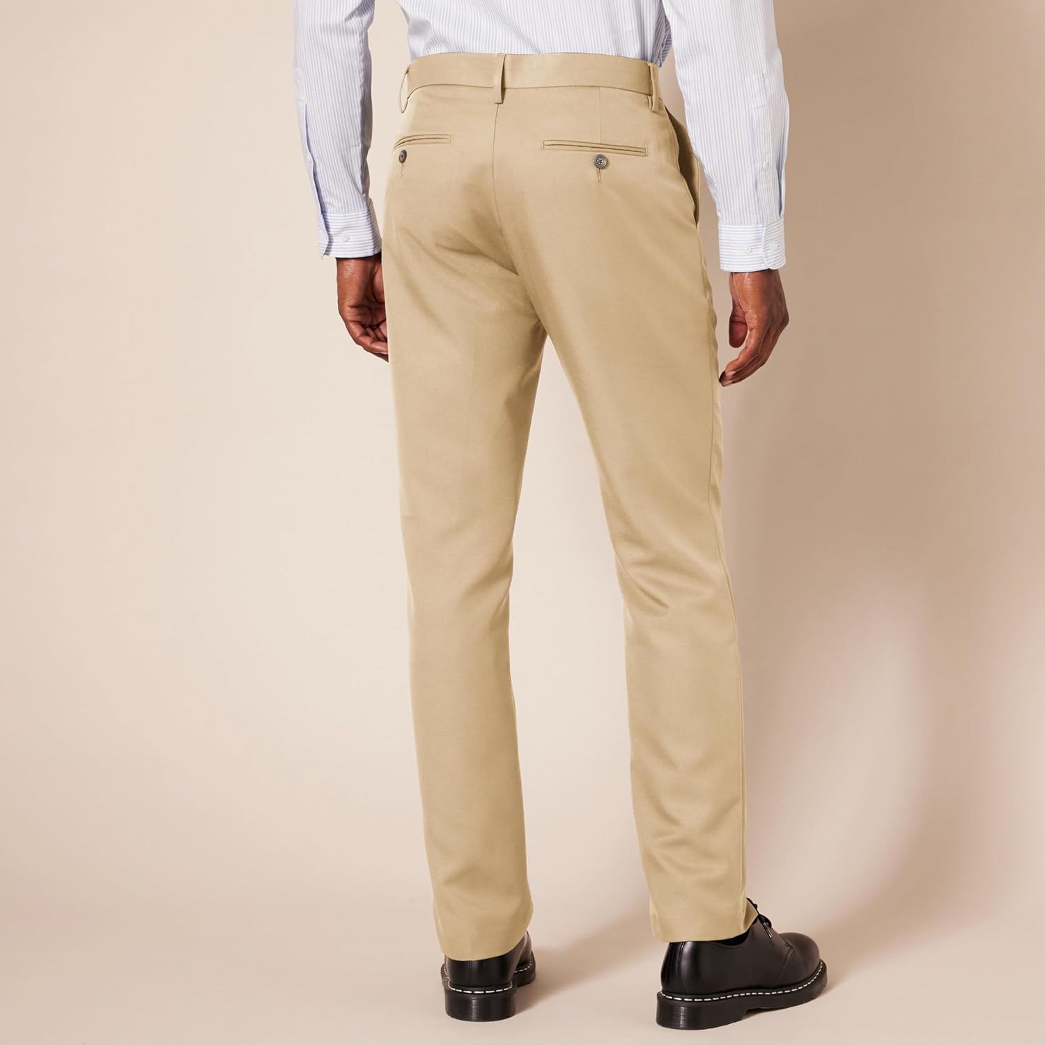 Thumbnail 1 de Amazon Essentials Men's Slim Fit Flat-Front Dress Trousers