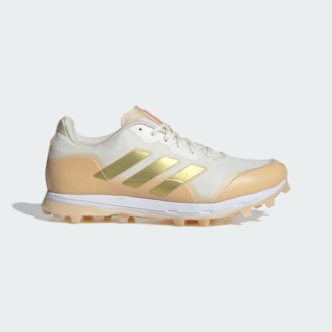 Detalle de Zapatilla Fabela Zone Hockey de Adidas: confort y estilo para la pista