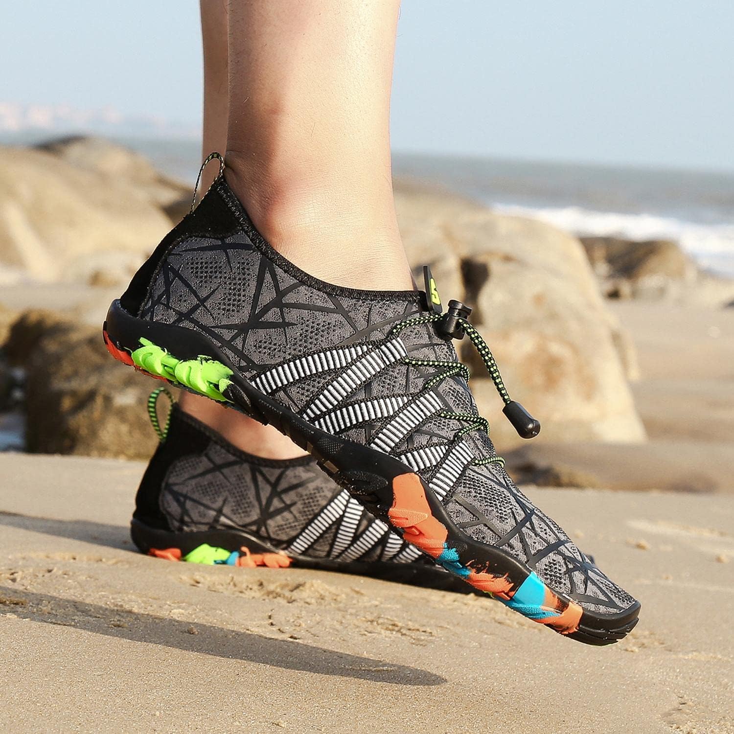 Detalle 2 de SAGUARO Unisex Multifunktionsschuhe für Wassersport – flexibler Wasserschuh mit dicker Sohle, Gr. 35–46