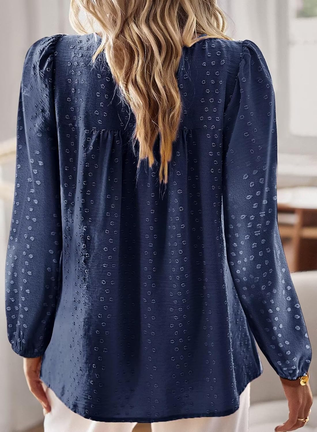 Detalle de Falechay Long-Sleeve Blouse with Crochet Lace