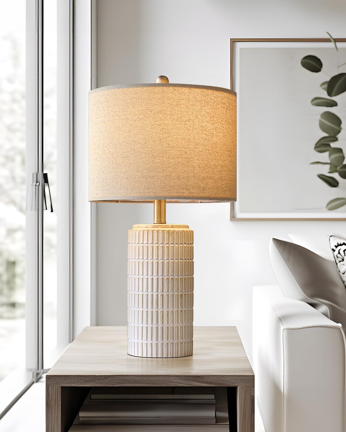 Detalle 2 de PoKat Table Lamp, 23-inch