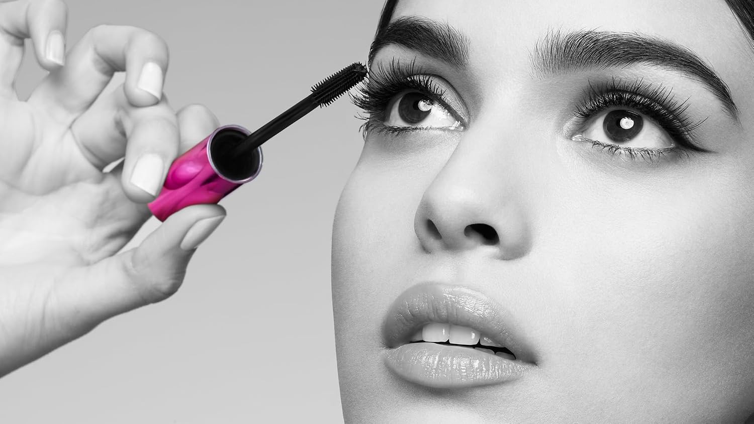 Detalle de Pupa Mascara Vamp! Lash Extender Extra Black – 3D-Verlängerung mit Rizinusöl, 14 ml