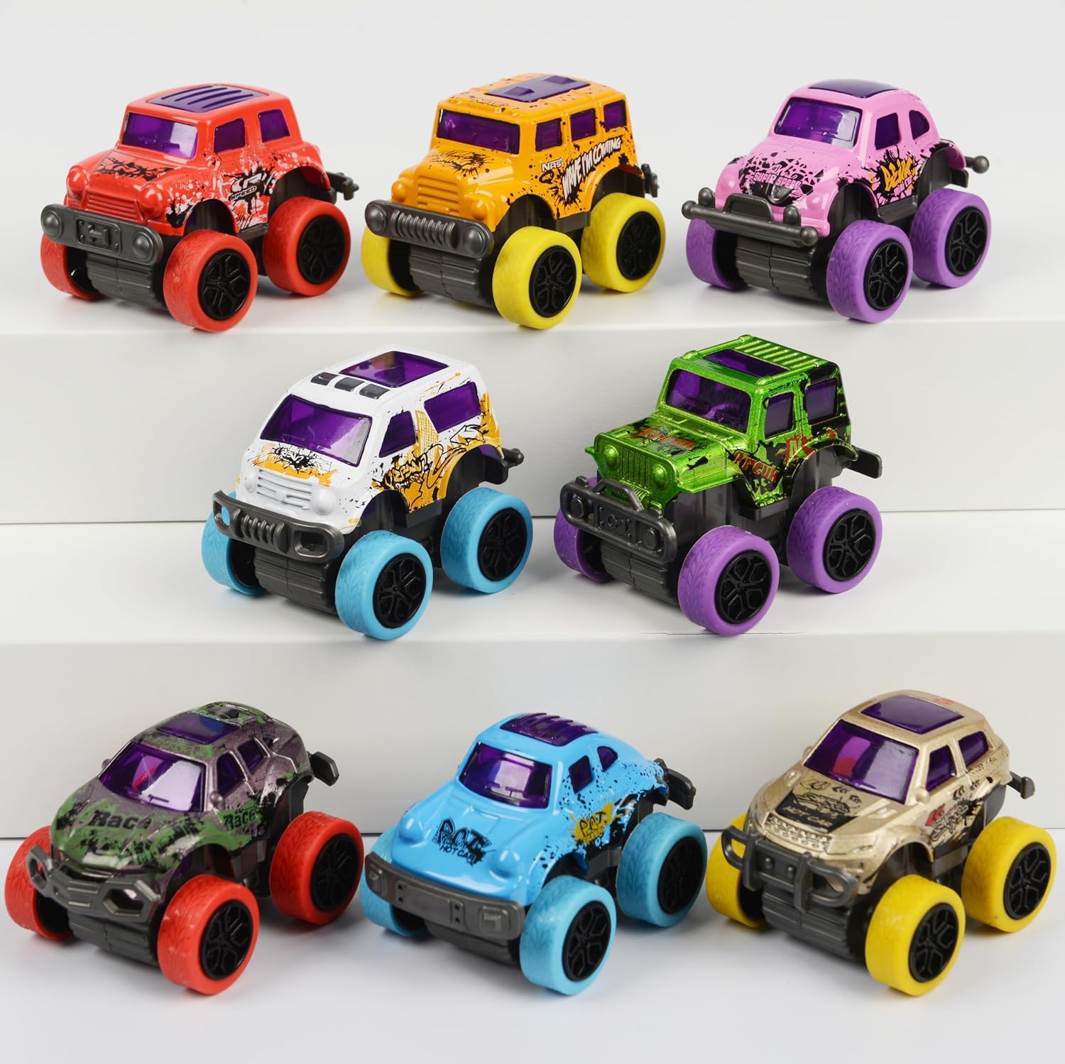Detalle de Toyard Monster Truck Pull-Back Cars, 8-Piece Multicolour Christmas Set