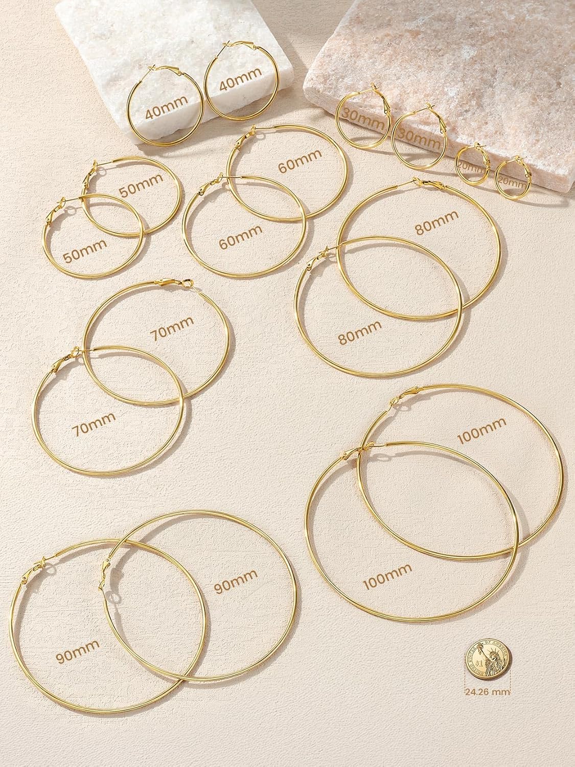 Detalle de GoldChic Créole femme en acier inoxydable plaqué or jaune – grand anneau (diamètres 30/50/70/100 mm)