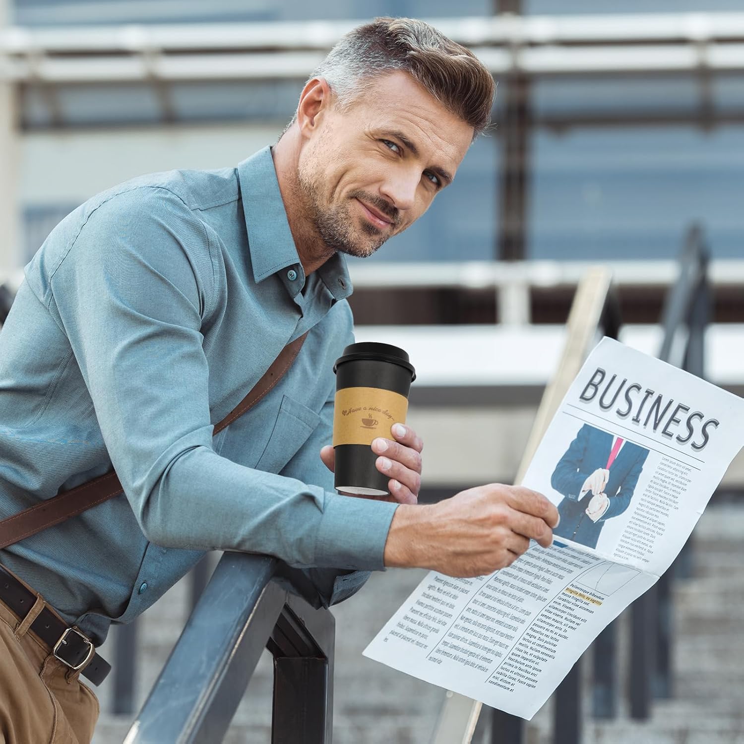 Thumbnail 6 de LITOPAK 100 Pack 16 oz Disposable Paper Coffee Cups with Lids (Black) — Sleeves and Stirring Sticks