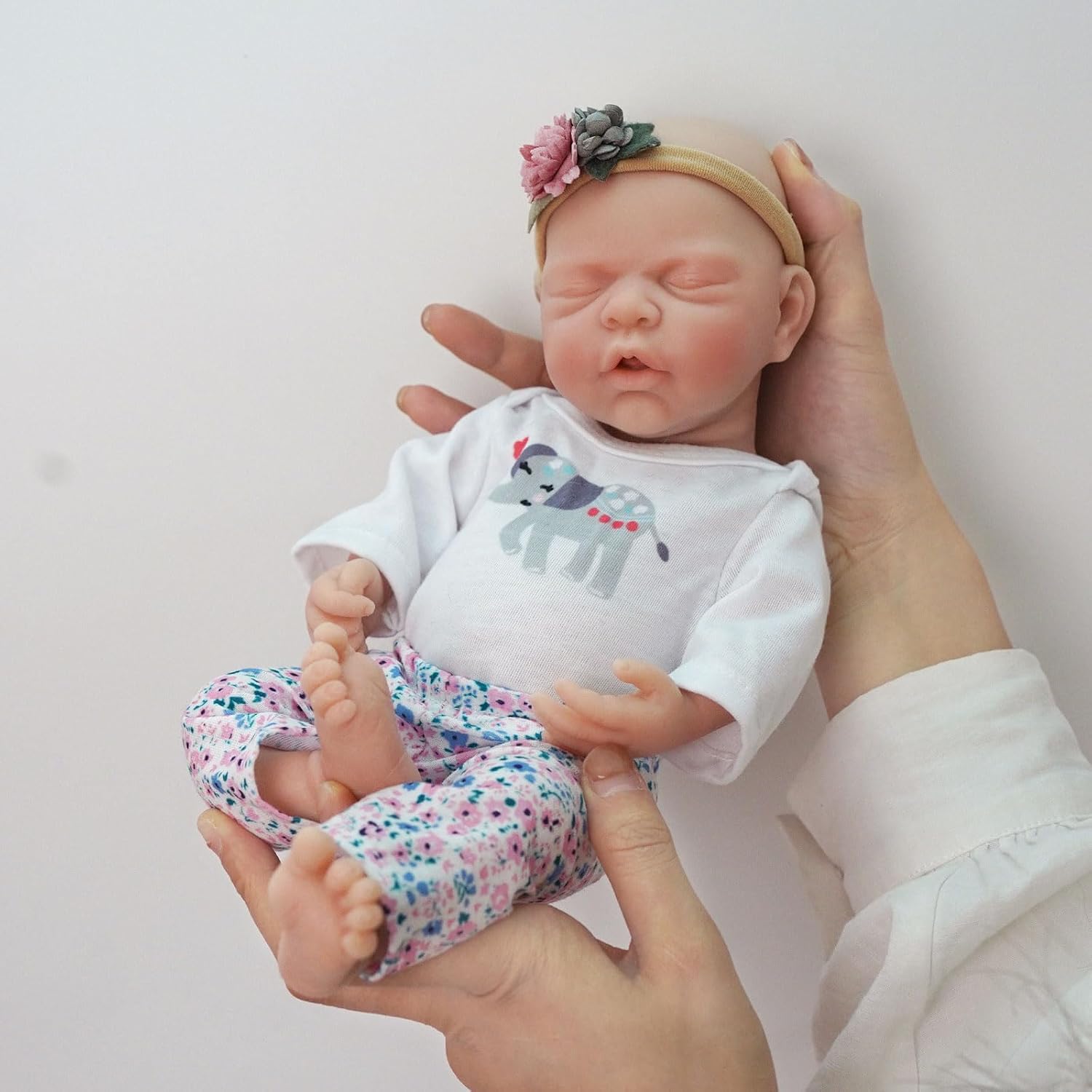 Thumbnail 4 de MYREBABY Lifelike Reborn Baby Dolls - 12-inch Full Silicone Newborn Girl