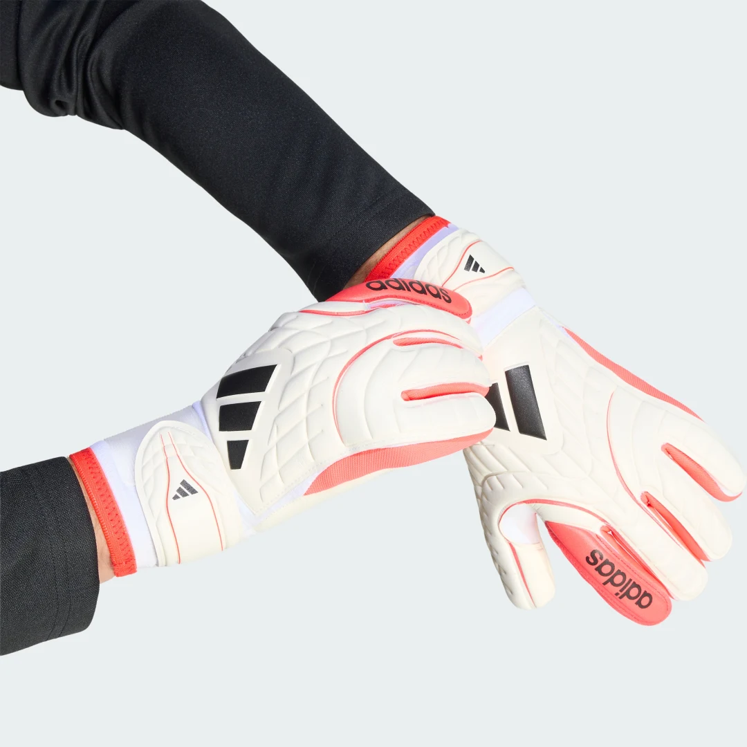 Thumbnail 2 de Guantes de Portero Copa League de Adidas: rendimiento fiable para encuentros intensos